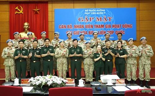 Học viện Quân y gặp mặt cán bộ, nhân viên tham gia hoạt động gìn giữ hòa bình Liên hợp quốc